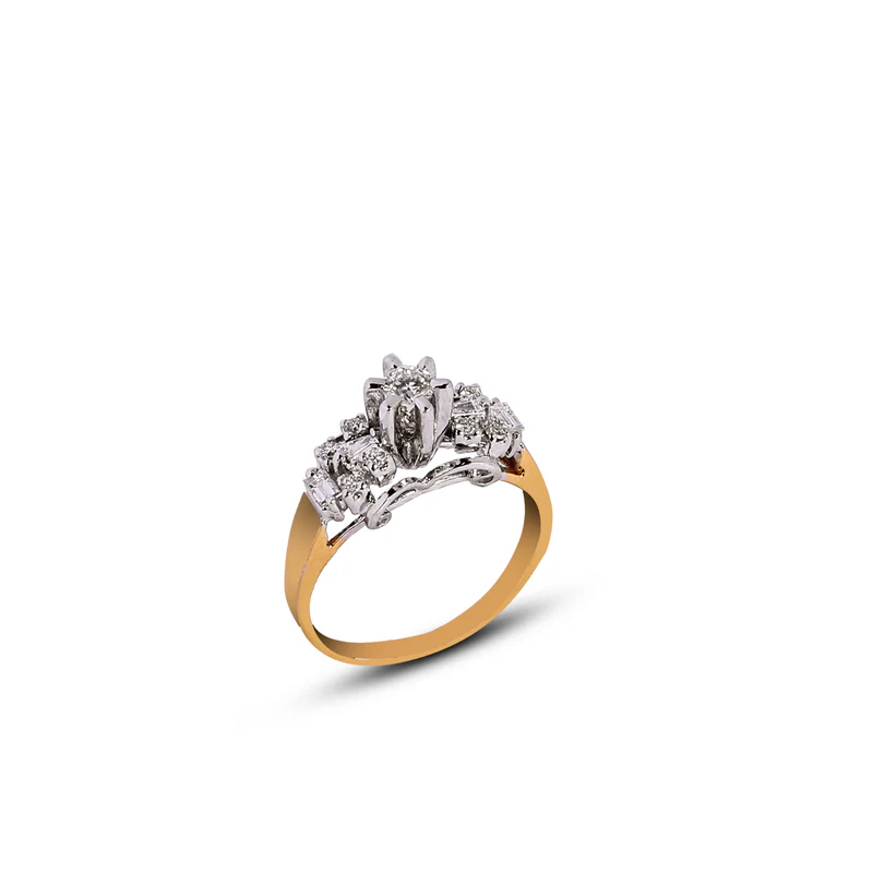 Luxury Solitaire Crown Ring